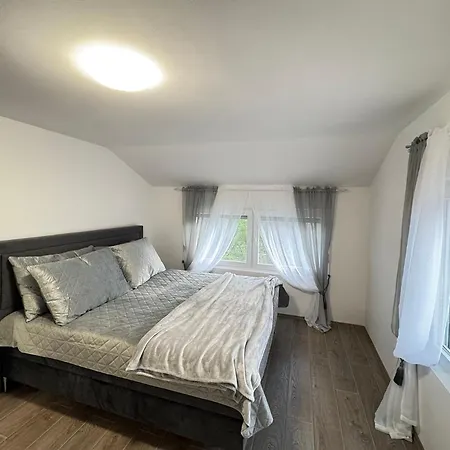 Perla Ferienhaus Despotovac