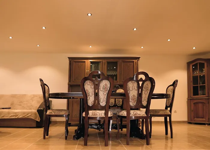 펜션 Perla 데스포토바츠